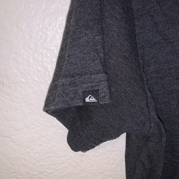 Quicksilver t-shirt - Picture 3 of 3